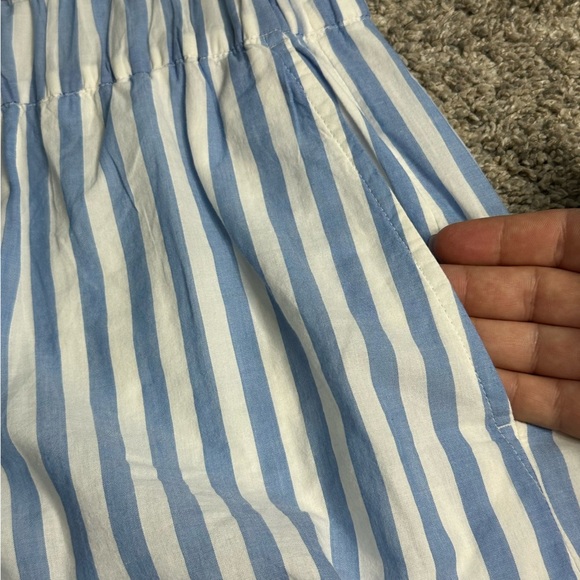 On-34th for Macy's Blue White Striped Shorts Small Pull On Pockets - Picture 11 of 13